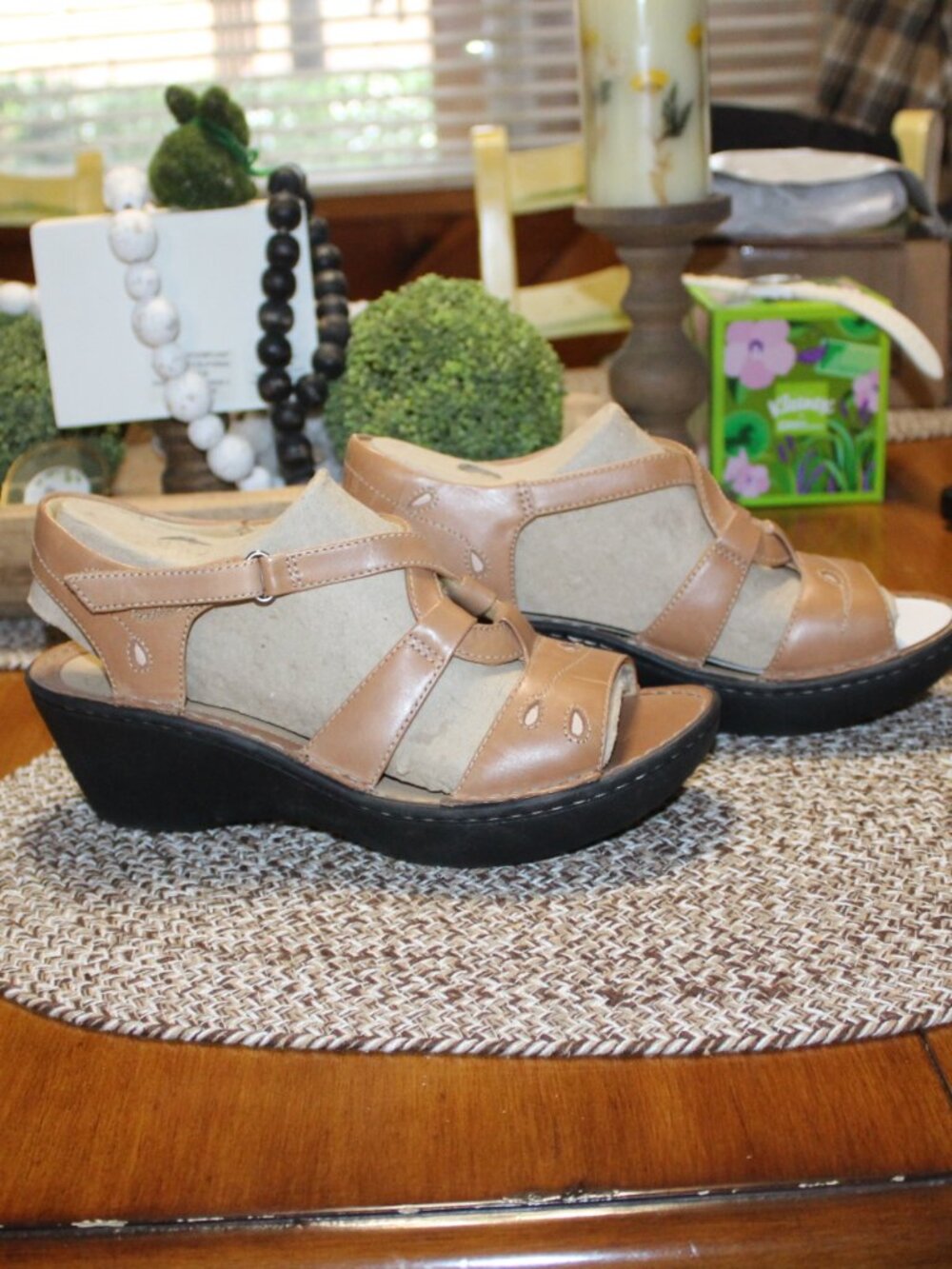 NWT Clark Un Stern wedge sandals size 9 WIDE STUNNING! - Picture 5 of 11